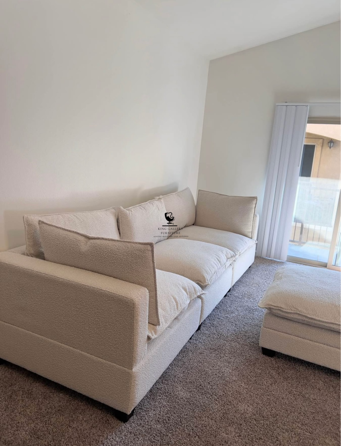 KOVA Cloud Modular Sectional w/ Storage Ottoman - Off White Boucle