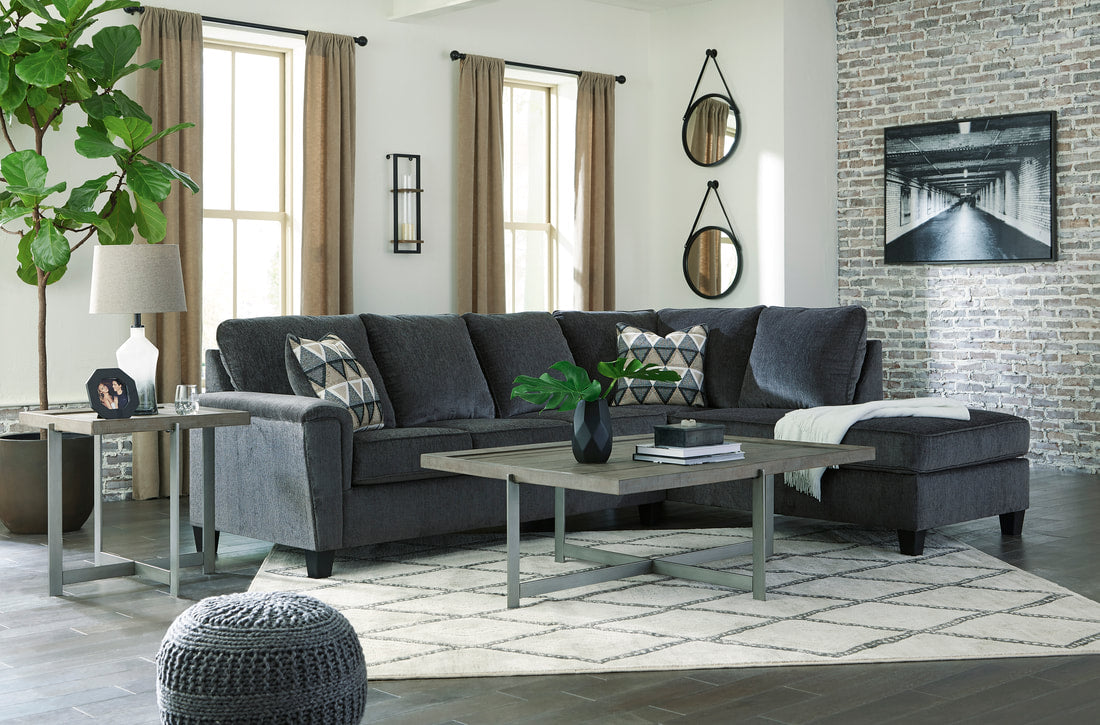 Altari 2-Piece Sectional with Chaise (Right-Facing)