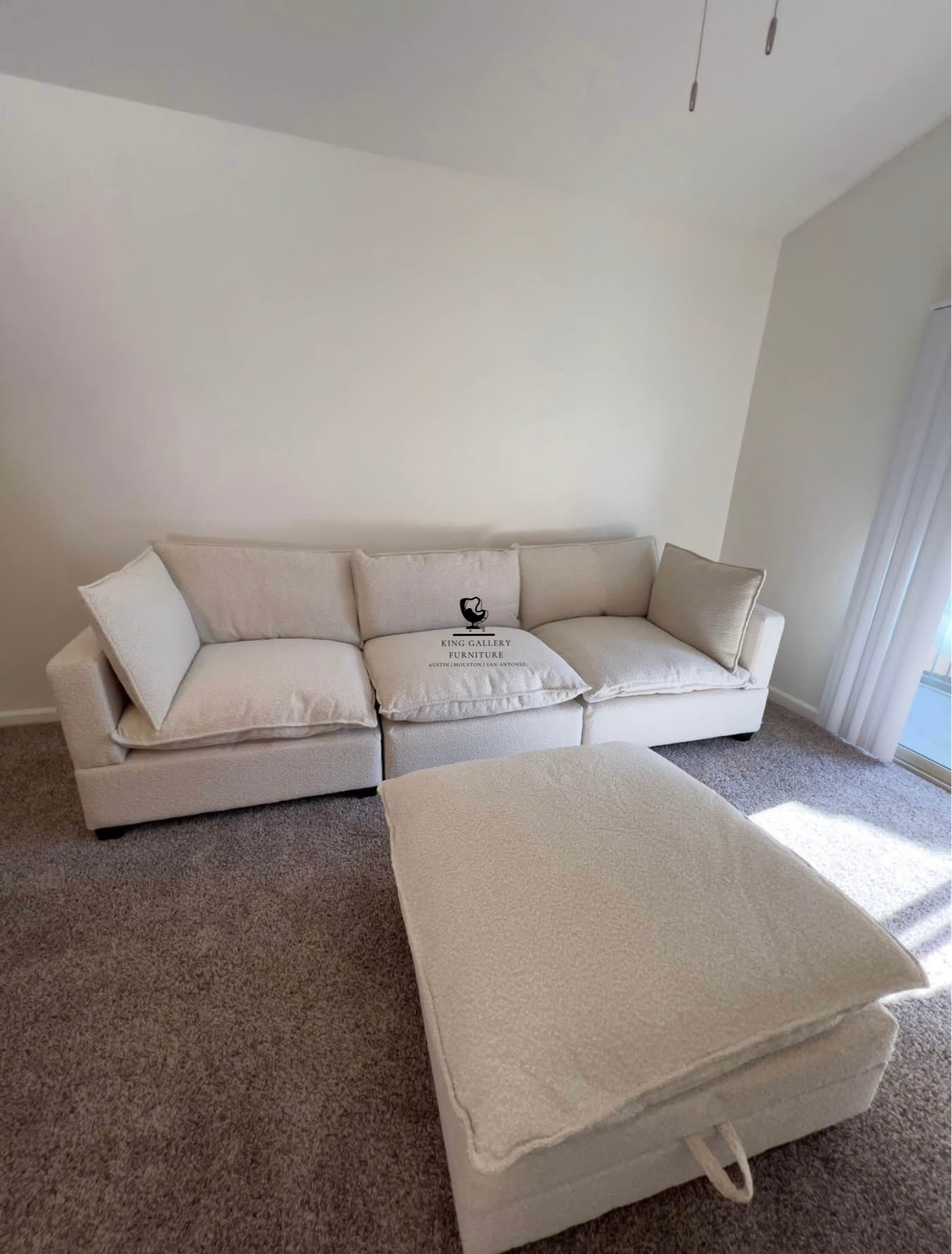 KOVA Cloud Modular Sectional w/ Storage Ottoman - Off White Boucle