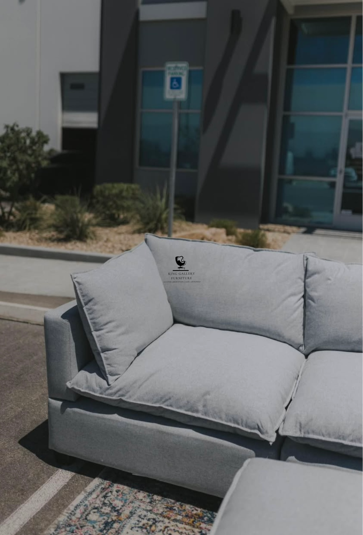 KOVA Cloud Modular Sectional w/ Storage Ottoman - Light Gray Linen