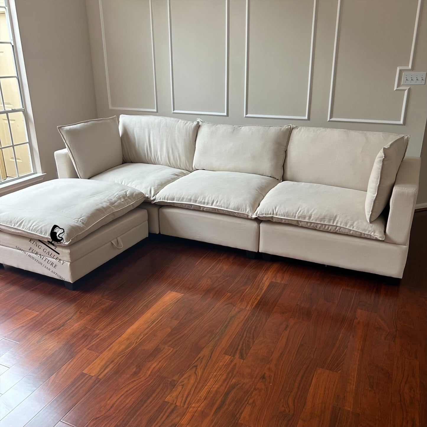 KOVA Cloud Modular Sectional w/ Storage Ottoman - Beige Linen