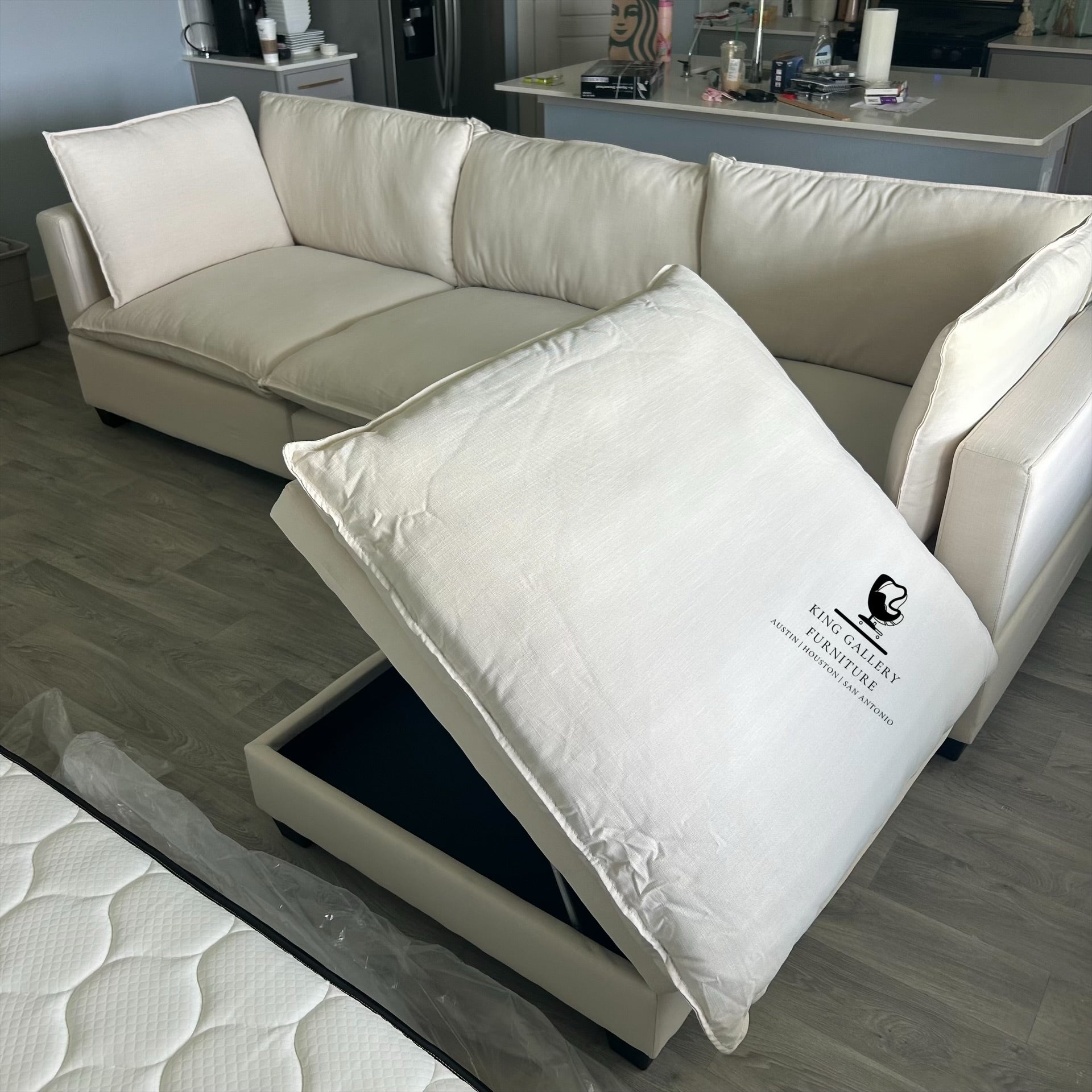 KOVA Cloud Modular Sectional w/ Storage Ottoman - Beige Linen