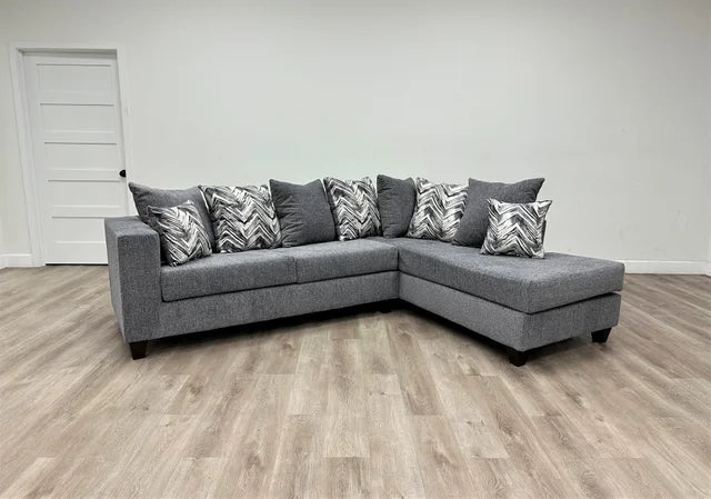 The Hudson Right-Facing Chaise Sectional